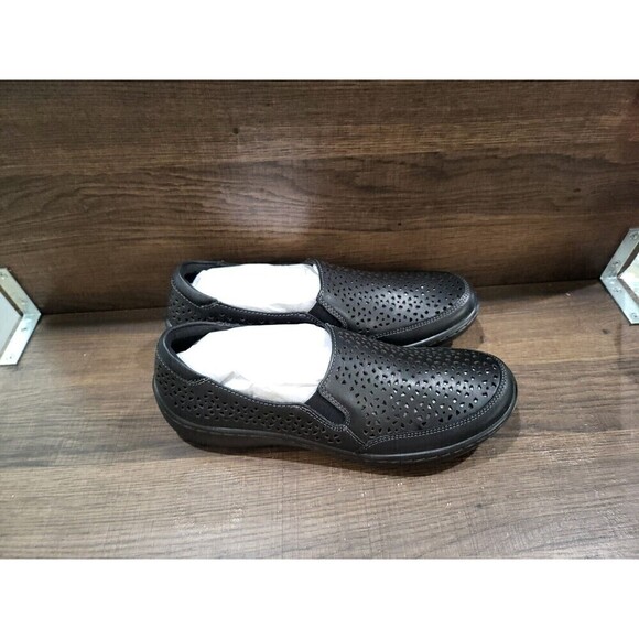 Clarks Women's Collection Cora Sky Flats Black Leather 8.5N New - Picture 2 of 10